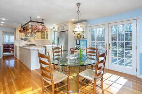 136 Hampton Rd, Sharon, MA 02067 photo 6