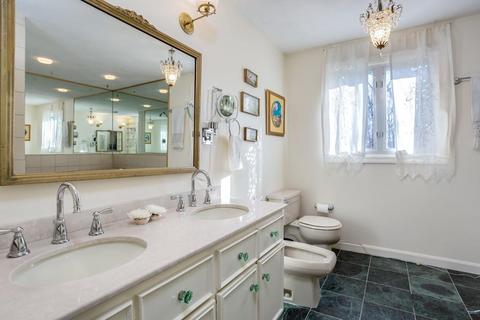 136 Hampton Rd, Sharon, MA 02067 photo 22