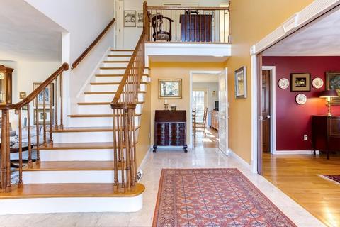 136 Hampton Rd, Sharon, MA 02067 photo 3