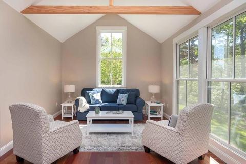 8 Vickers St, Edgartown, MA 02539 photo 11