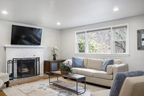 848 Central Ave, Needham, MA 02492 photo 5