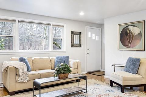 848 Central Ave, Needham, MA 02492 photo 2