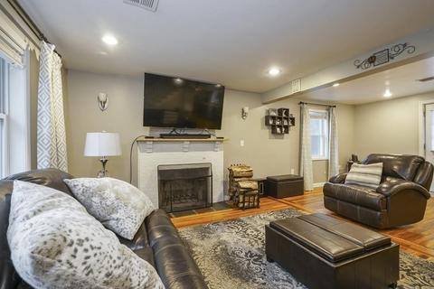 581 Common St, Walpole, MA 02081 photo 7