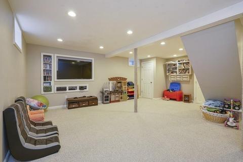 581 Common St, Walpole, MA 02081 photo 31