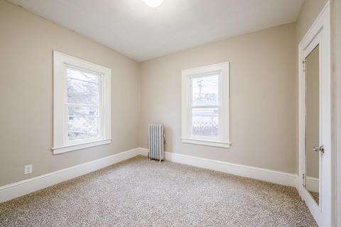 24 Sidney Pl, Springfield, MA 01109 photo 14