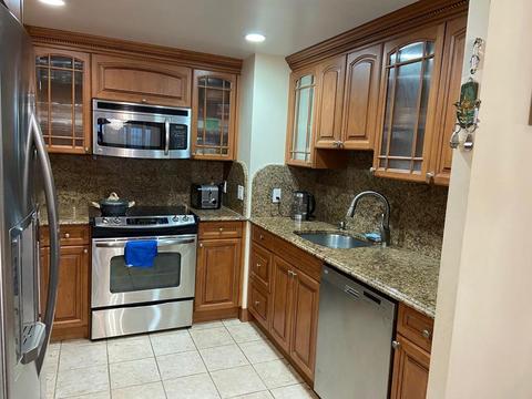1731 Beacon St #802, Brookline, MA 02445 photo 4