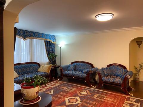 1731 Beacon St #802, Brookline, MA 02445 photo 2
