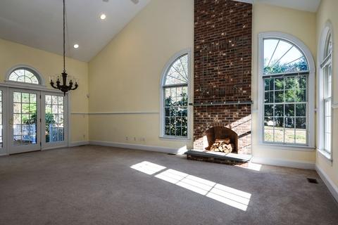 47 Walpole St, Dover, MA 02030 photo 2