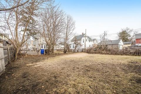 17 Clantoy St, Springfield, MA 01104 photo 15