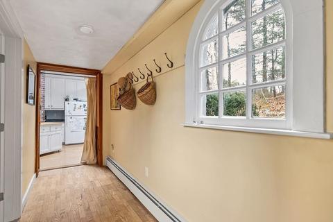 44 Atlantic St, Gloucester, MA 01930 photo 3