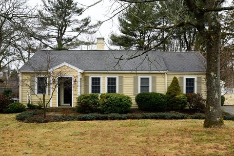 2 Whitehorse Rd, Hingham, MA 02043 photo 1