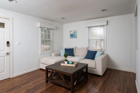 2 Whitehorse Rd, Hingham, MA 02043 photo 4