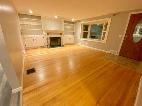 34 Brewster St, Springfield, MA 01119 photo 3
