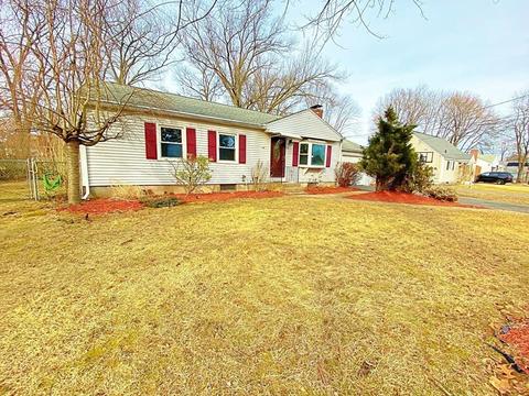 34 Brewster St, Springfield, MA 01119 photo 1