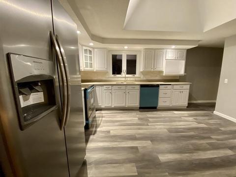 34 Brewster St, Springfield, MA 01119 photo 4
