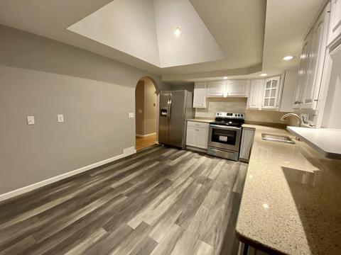 34 Brewster St, Springfield, MA 01119 photo 7