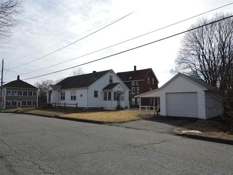14 Summit St, Webster, MA 01570 photo 3