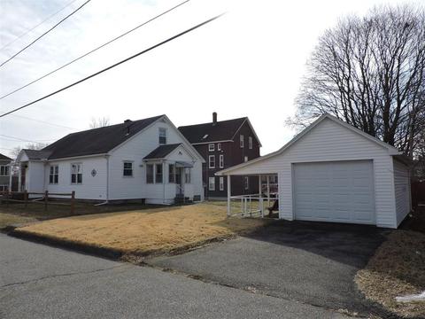 14 Summit St, Webster, MA 01570 photo 4