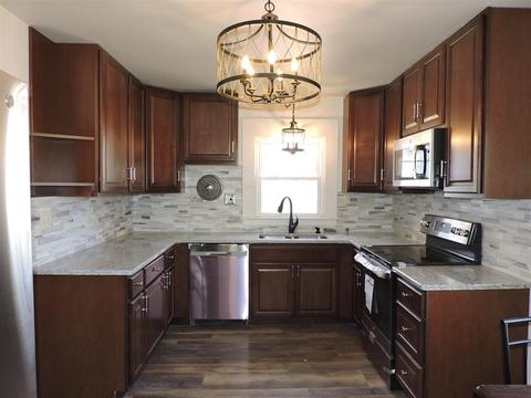 14 Summit St, Webster, MA 01570 photo 7