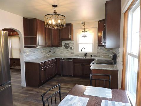 14 Summit St, Webster, MA 01570 photo 9