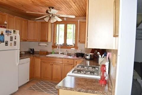 52 Mayflower Ln, Wareham, MA 02538 photo 8