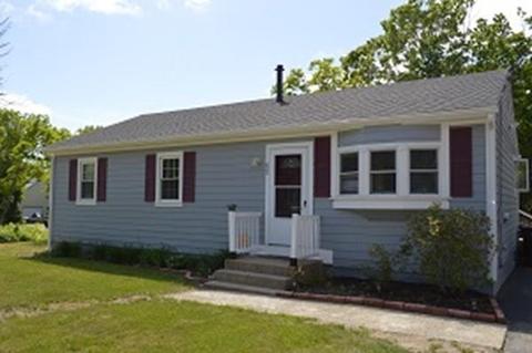 52 Mayflower Ln, Wareham, MA 02538 photo 2
