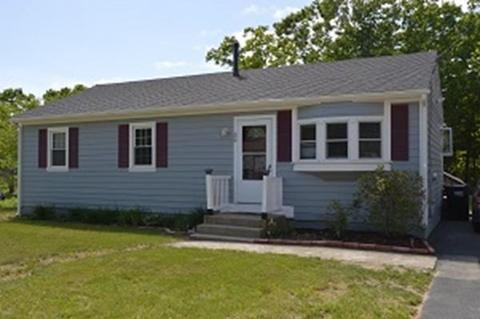 52 Mayflower Ln, Wareham, MA 02538 photo 1