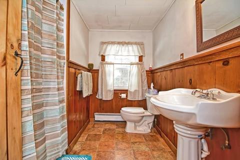 1 Lary Ln, Exeter, NH 03833 photo 16