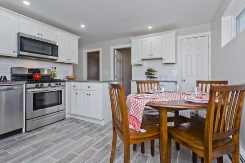 14 Winter St, Easthampton, MA 01027 photo 15
