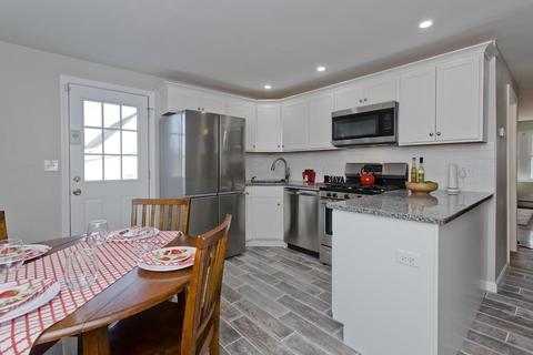 14 Winter St, Easthampton, MA 01027 photo 13