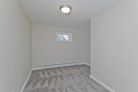 14 Winter St, Easthampton, MA 01027 photo 17