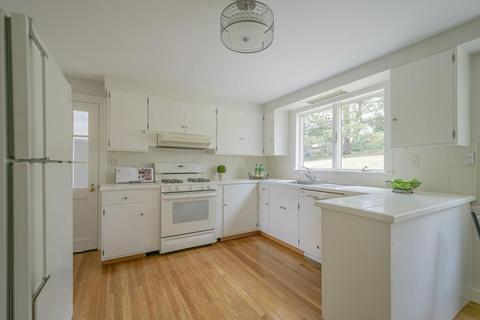 5 Constitution Rd, Lexington, MA 02421 photo 12