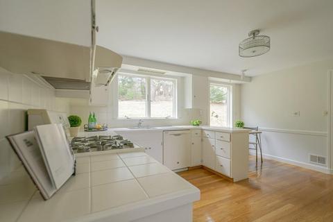 5 Constitution Rd, Lexington, MA 02421 photo 14