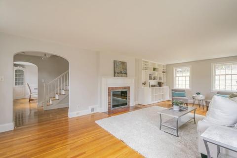 5 Constitution Rd, Lexington, MA 02421 photo 5