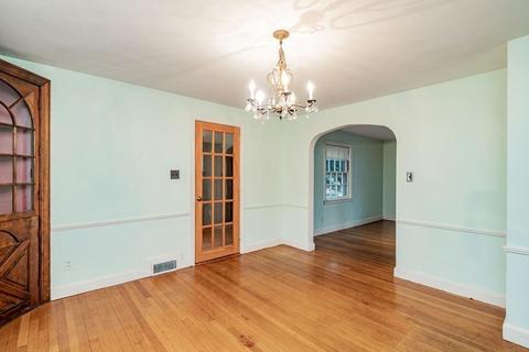 175 Roosevelt Ave, Springfield, MA 01118 photo 14