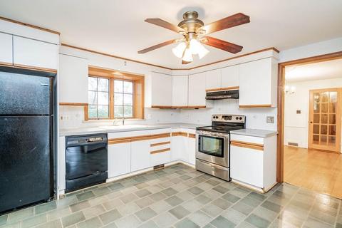 175 Roosevelt Ave, Springfield, MA 01118 photo 10