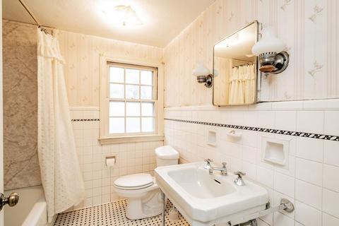 175 Roosevelt Ave, Springfield, MA 01118 photo 23
