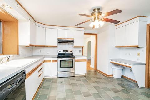 175 Roosevelt Ave, Springfield, MA 01118 photo 11