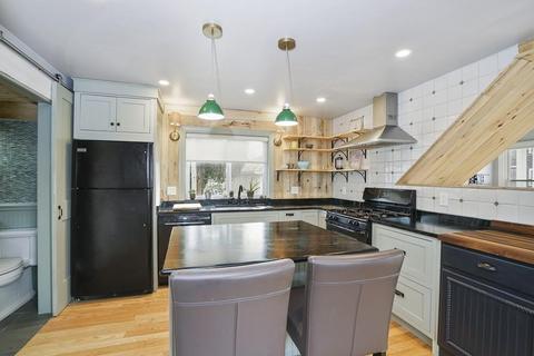 3 Merrill Rd, Hull, MA 02045 photo 5