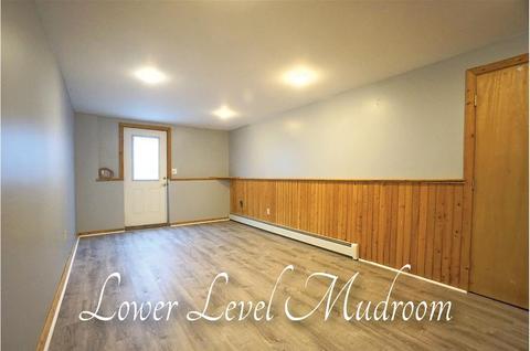 135 Hampstead Rd, Derry, NH 03038 photo 21