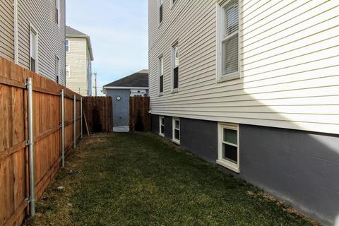 27 16th St, Fall River, MA 02723 photo 5