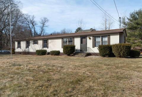 26 Gould Rd, Ware, MA 01082 photo 3