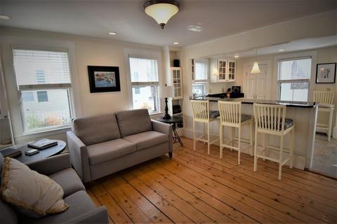 13 Waldron St, Marblehead, MA 01945 photo 3