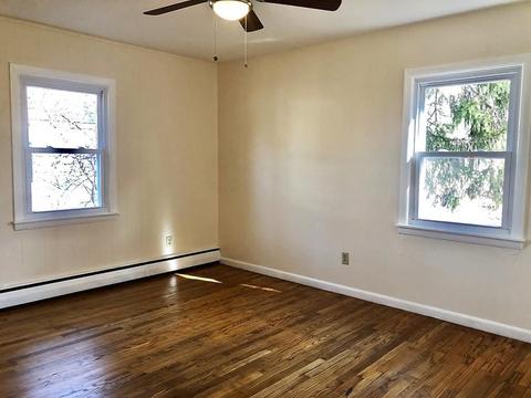 623 Parker St, Springfield, MA 01129 photo 7