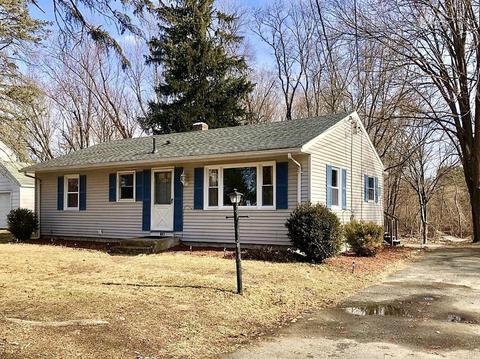 623 Parker St, Springfield, MA 01129 photo 1