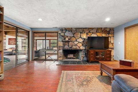 48 Forest Ridge Rd, Weston, MA 02493 photo 17