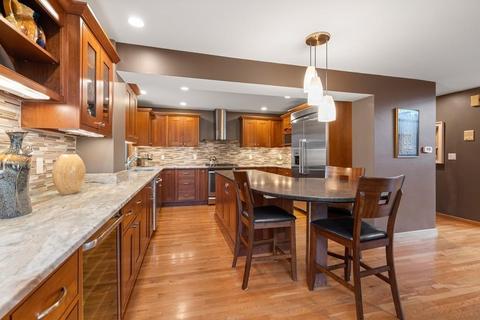48 Forest Ridge Rd, Weston, MA 02493 photo 8
