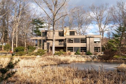 48 Forest Ridge Rd, Weston, MA 02493 photo 2