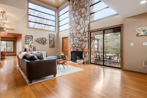 48 Forest Ridge Rd, Weston, MA 02493 photo 5