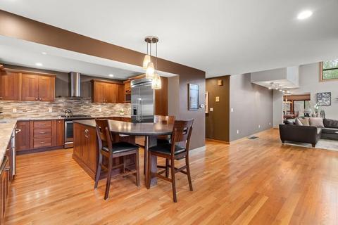 48 Forest Ridge Rd, Weston, MA 02493 photo 9